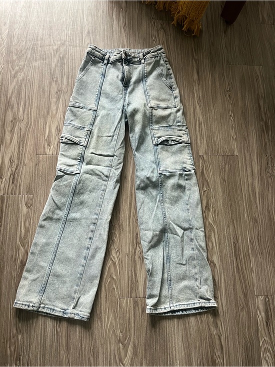 Michael Kors Denim - Michael Kors Light Wash Denim Cargo Pants - Light Blue